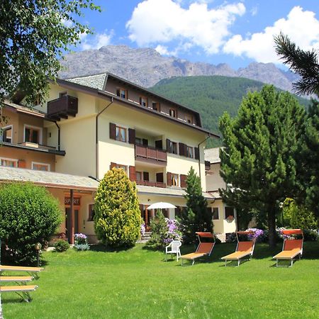 Meuble Sci Sport Hotel Bormio Kültér fotó